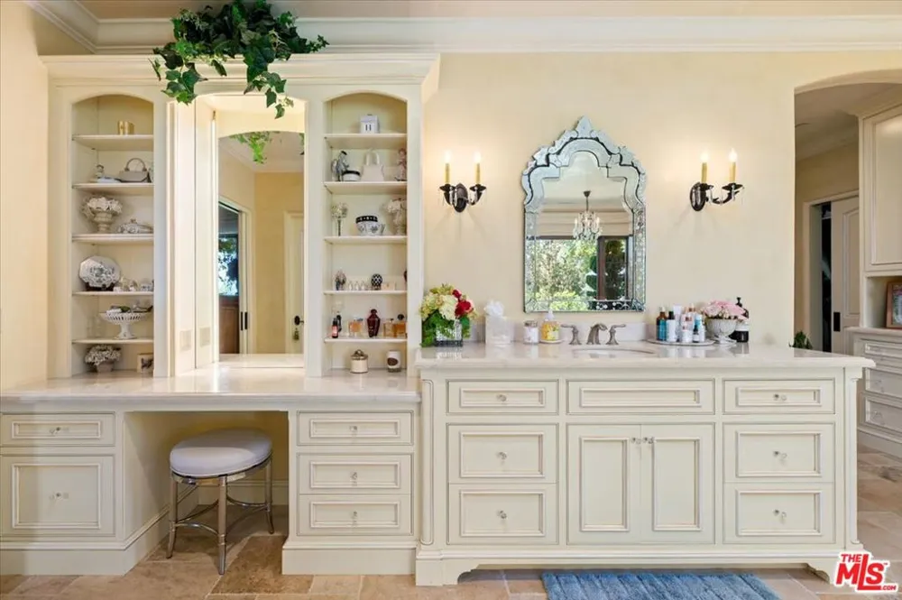 2553 Santa Barbara Avenue Los Olivos, CA 93441