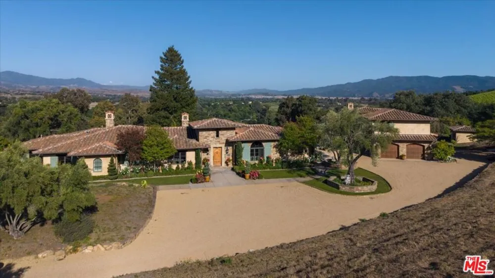 2553 Santa Barbara Avenue Los Olivos, CA 93441