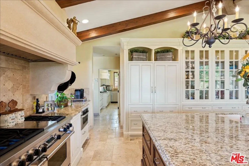 2553 Santa Barbara Avenue Los Olivos, CA 93441
