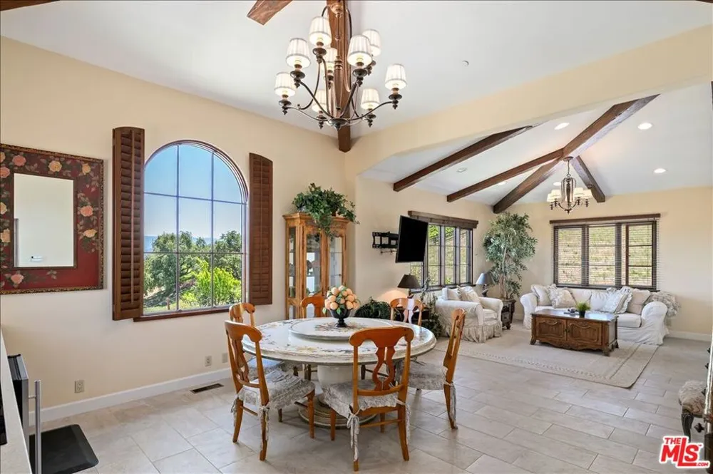 2553 Santa Barbara Avenue Los Olivos, CA 93441