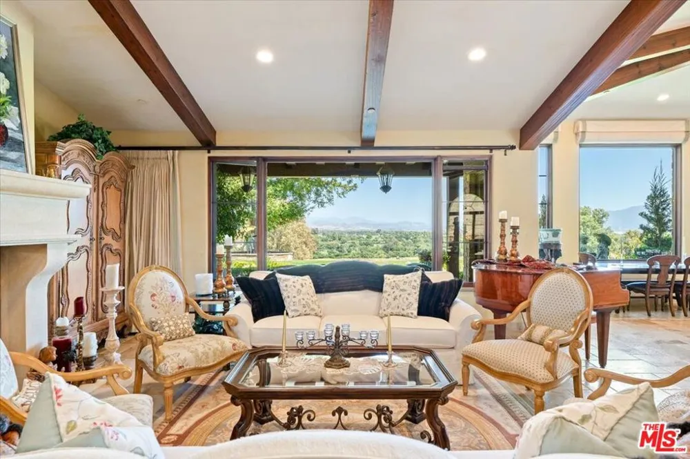2553 Santa Barbara Avenue Los Olivos, CA 93441