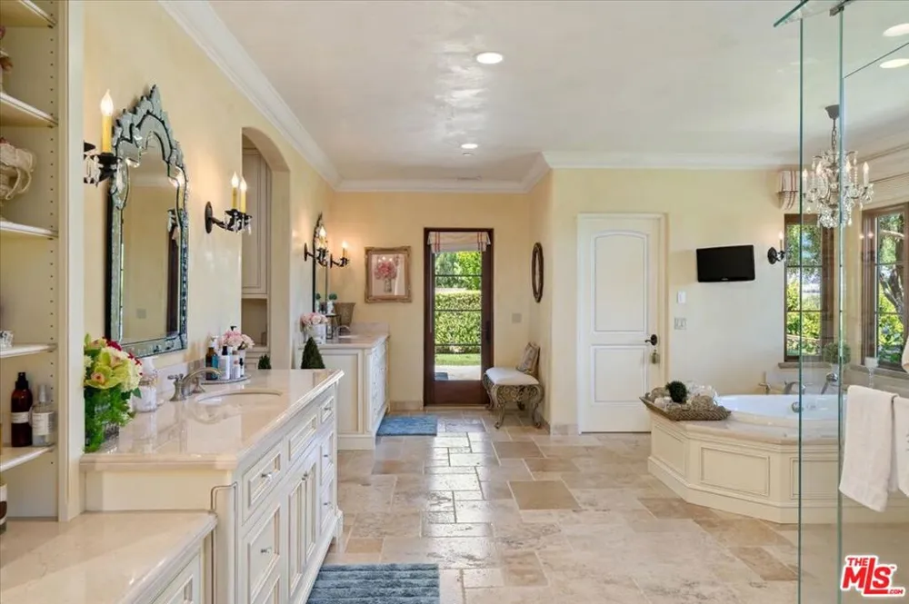 2553 Santa Barbara Avenue Los Olivos, CA 93441
