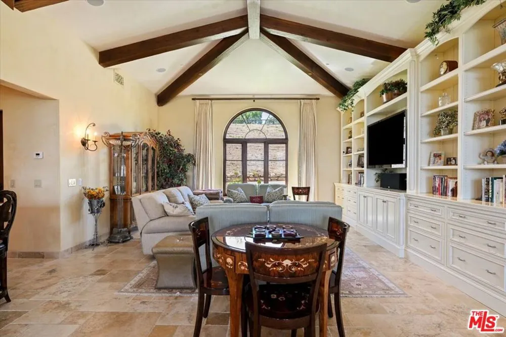 2553 Santa Barbara Avenue Los Olivos, CA 93441