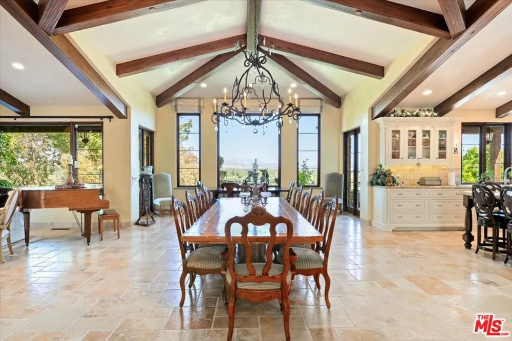 2553 Santa Barbara Avenue Los Olivos, CA 93441