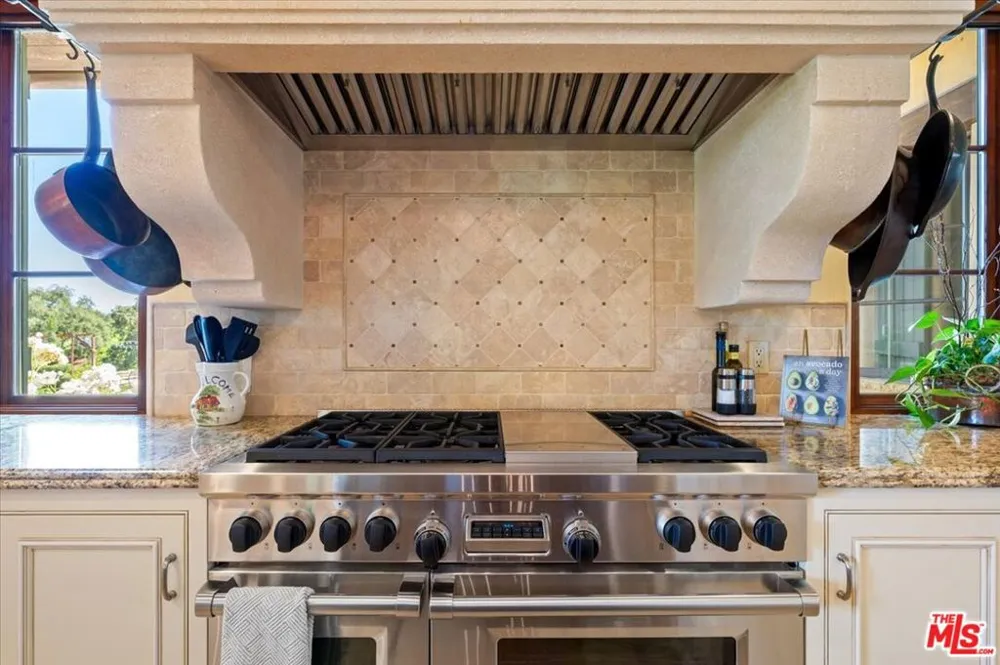 2553 Santa Barbara Avenue Los Olivos, CA 93441