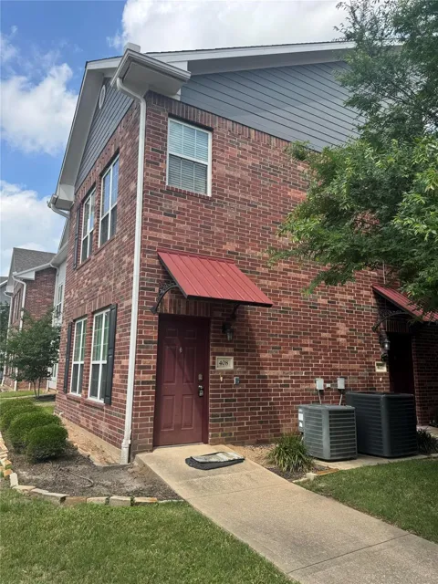 801 Luther Street W #408