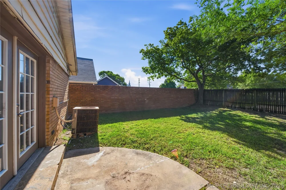 3928 E 60th Place Tulsa, OK 74135