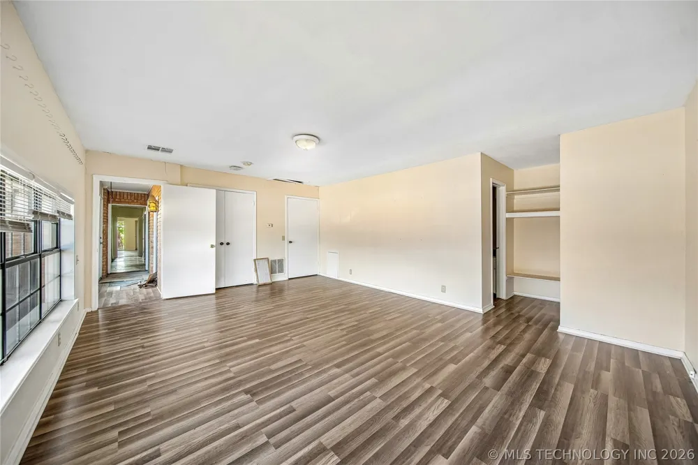 3928 E 60th Place Tulsa, OK 74135