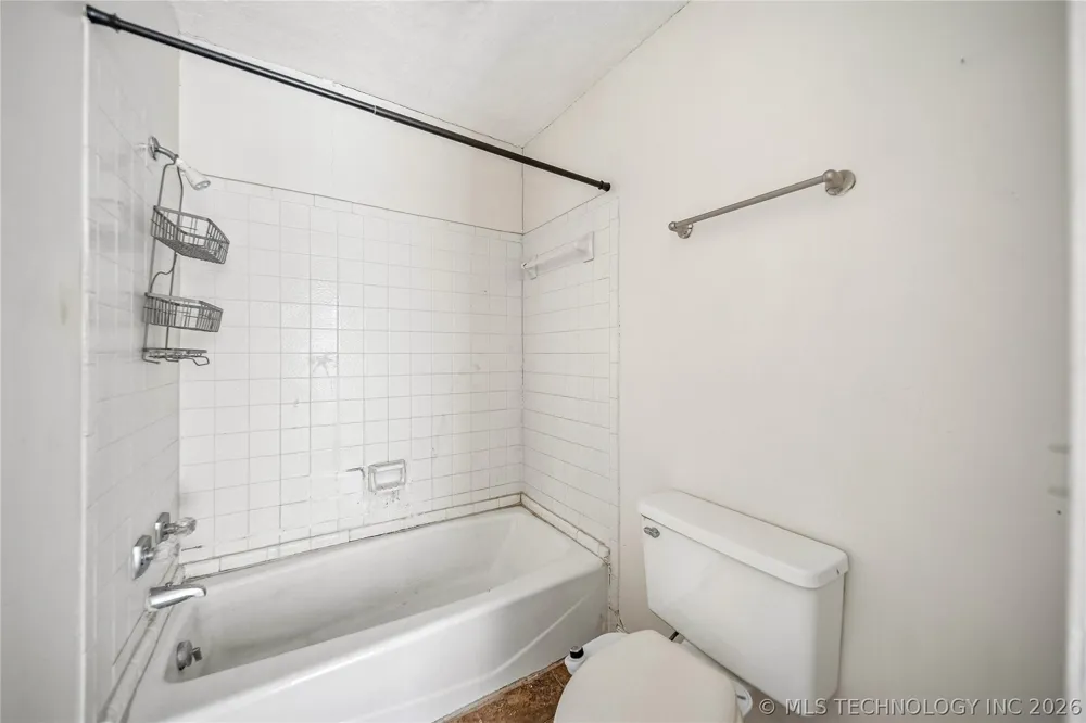 3928 E 60th Place Tulsa, OK 74135