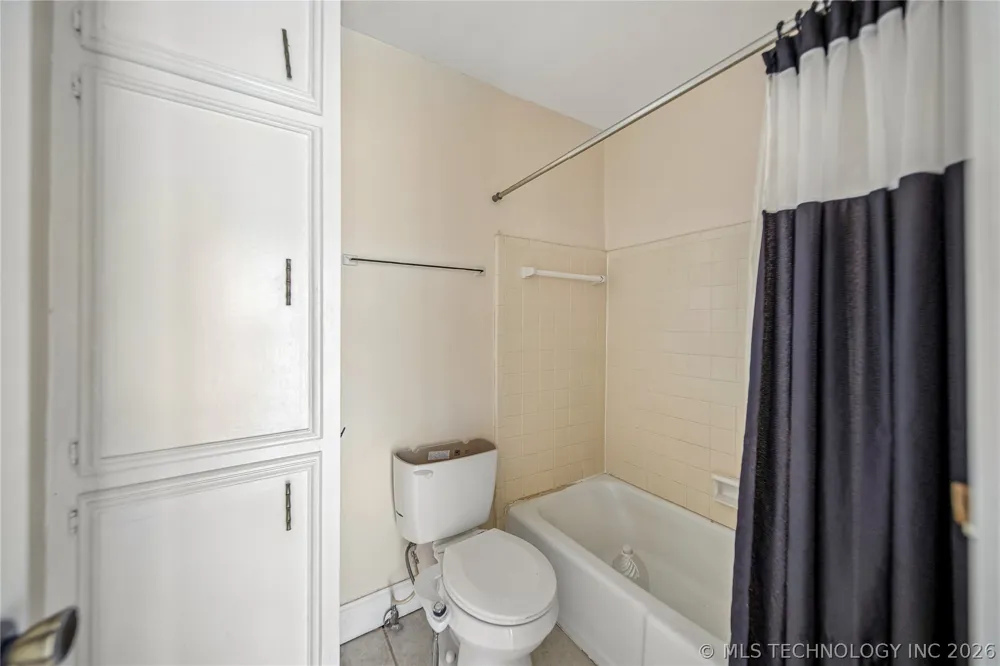 3928 E 60th Place Tulsa, OK 74135