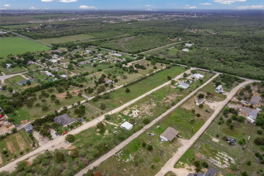 11622 Doyle Overton Road Mustang Ridge, TX 78719