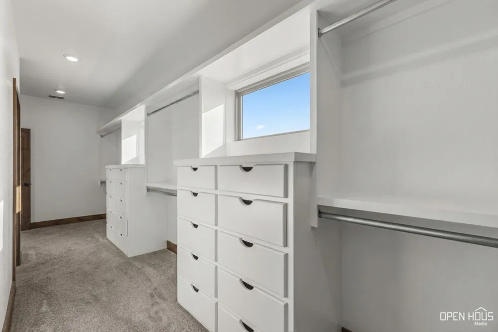 515 Sales Road Windthorst, TX 76389