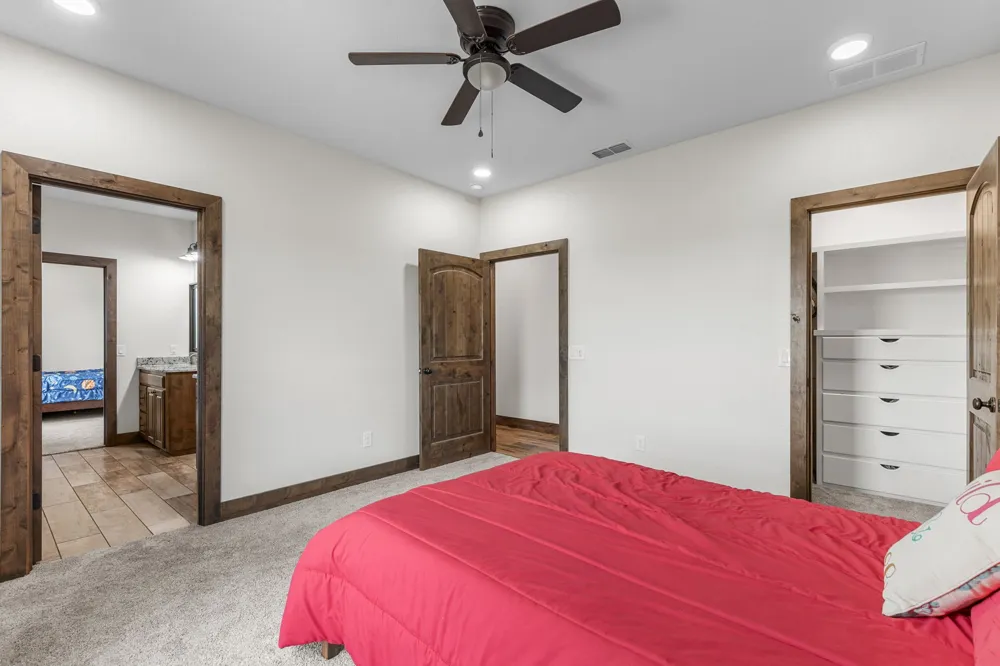 515 Sales Road Windthorst, TX 76389