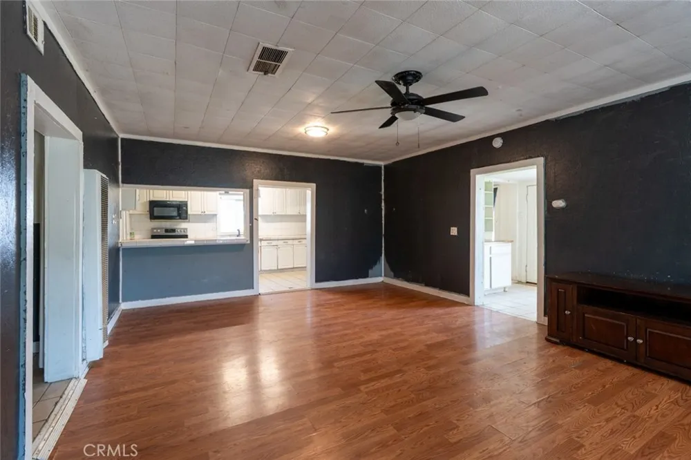 7251 Plainsburg Road Le Grand, CA 95333