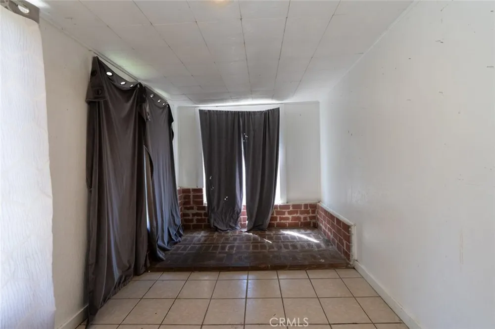 7251 Plainsburg Road Le Grand, CA 95333