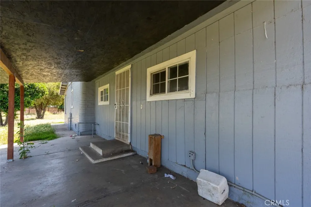 7251 Plainsburg Road Le Grand, CA 95333