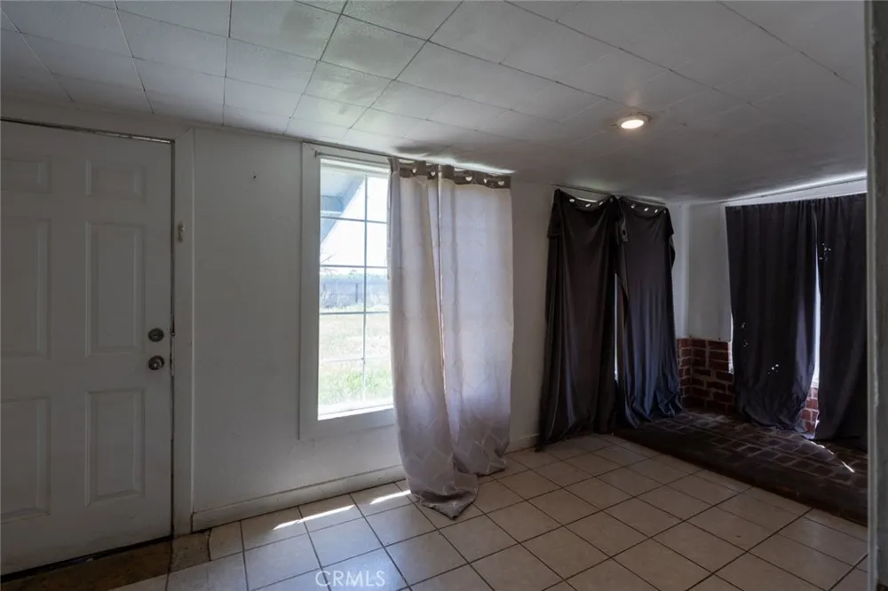 7251 Plainsburg Road Le Grand, CA 95333