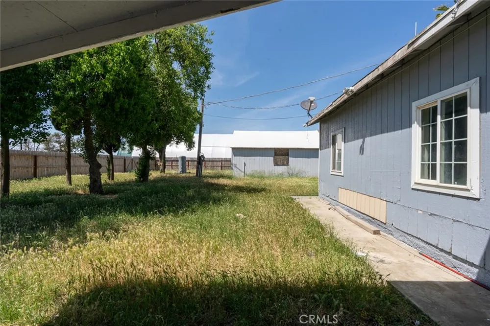 7251 Plainsburg Road Le Grand, CA 95333
