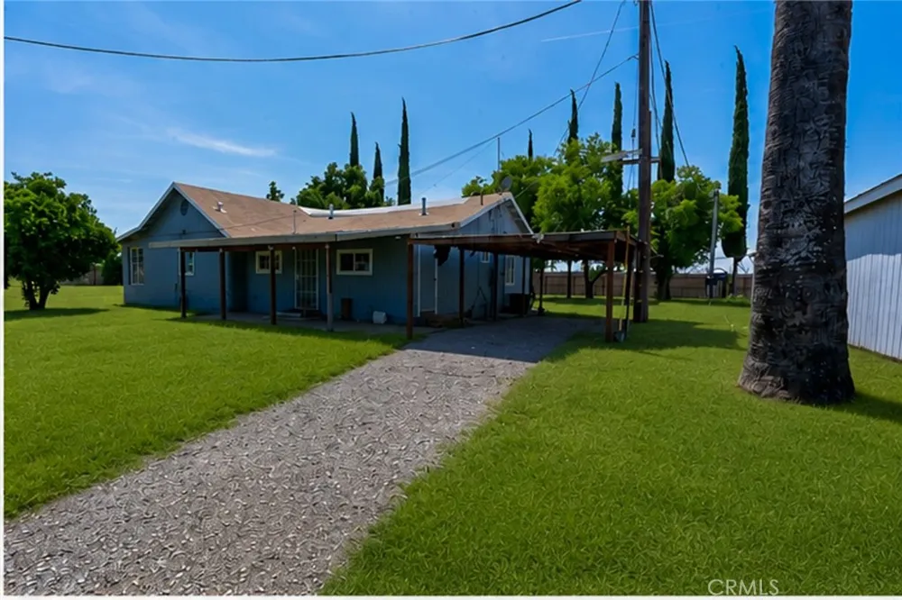7251 Plainsburg Road Le Grand, CA 95333