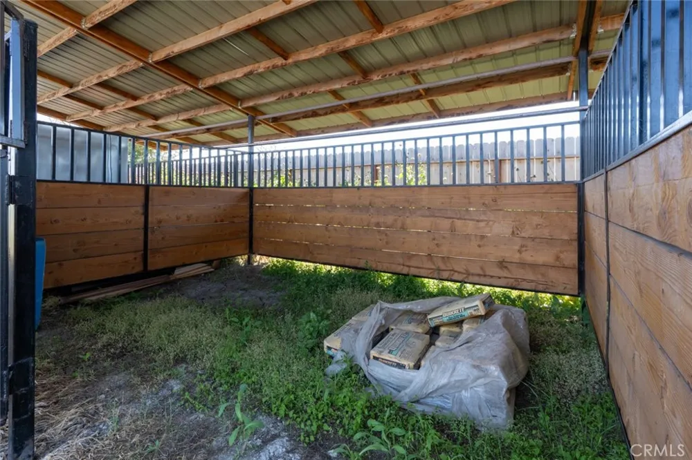 7251 Plainsburg Road Le Grand, CA 95333