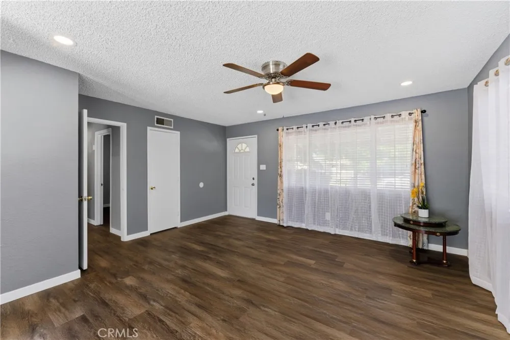 45514 12th Street Lancaster, CA 93534