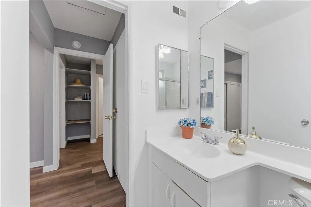 45514 12th Street Lancaster, CA 93534