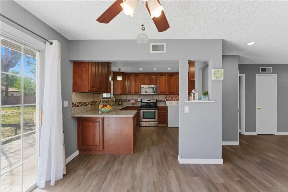 45514 12th Street Lancaster, CA 93534
