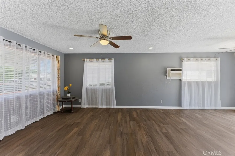 45514 12th Street Lancaster, CA 93534