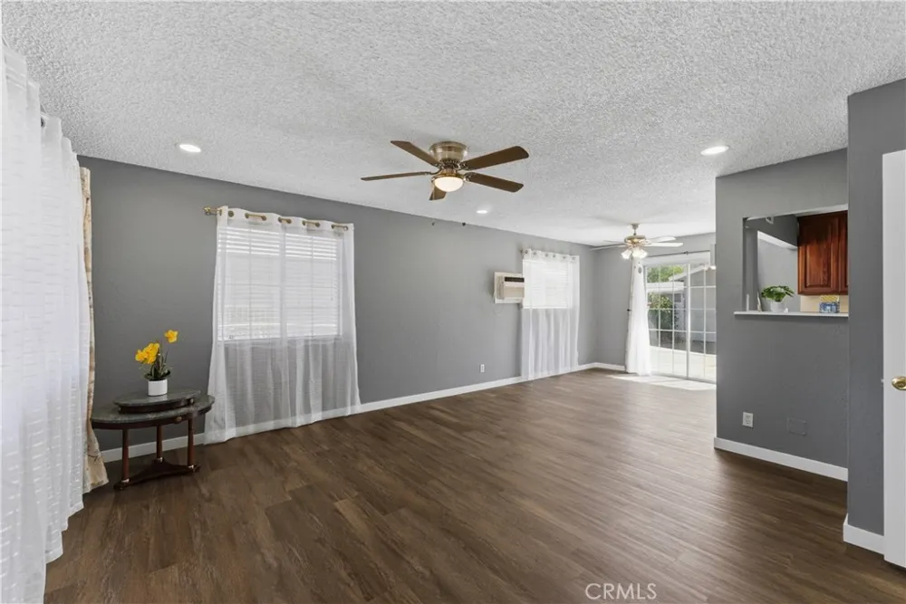 45514 12th Street Lancaster, CA 93534