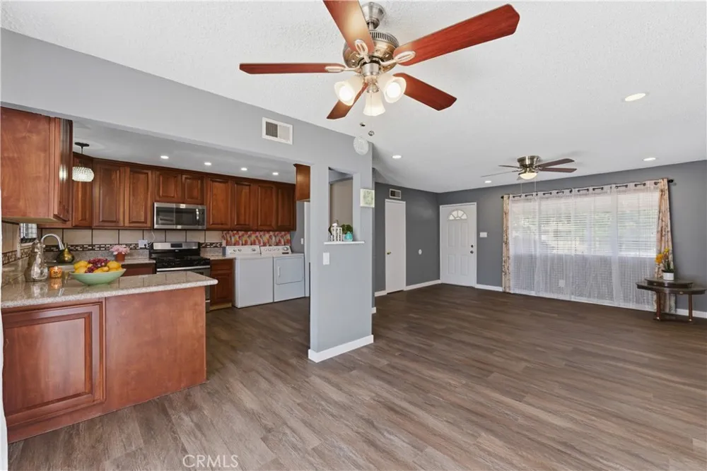 45514 12th Street Lancaster, CA 93534