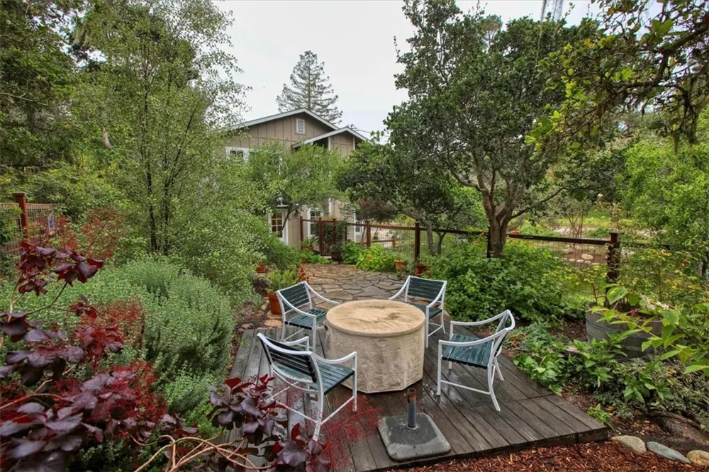1835 Orville Avenue Cambria, CA 93428