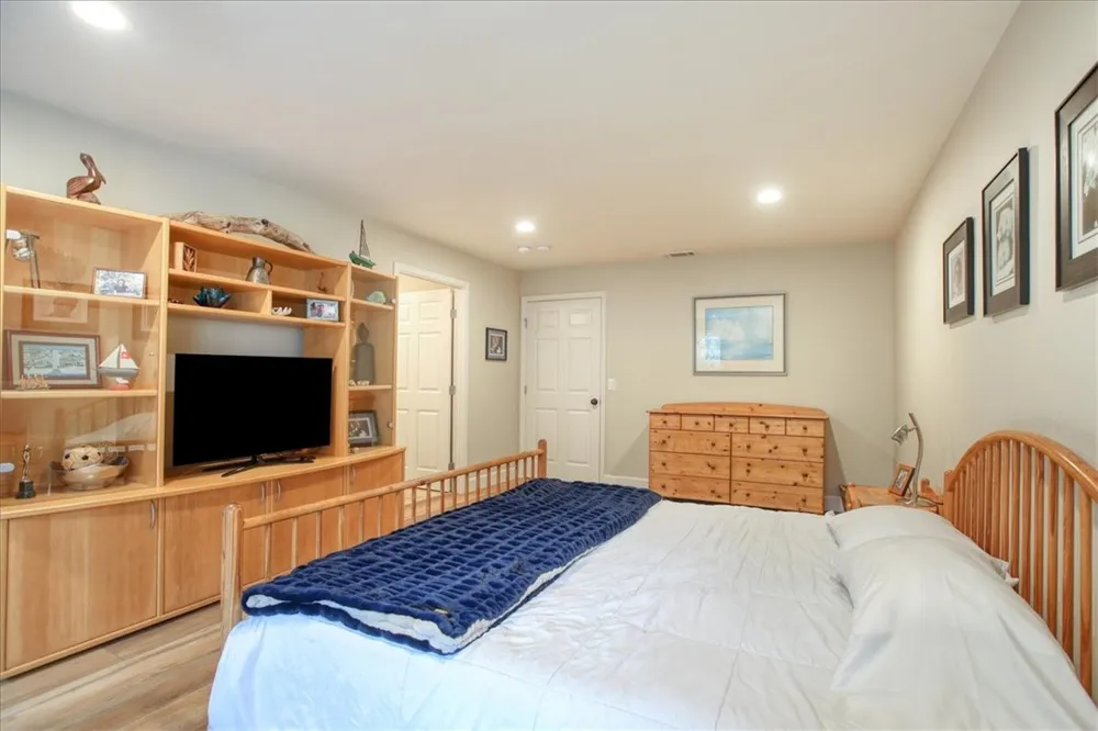 1835 Orville Avenue Cambria, CA 93428