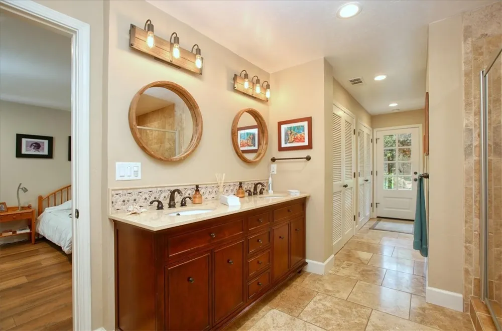1835 Orville Avenue Cambria, CA 93428