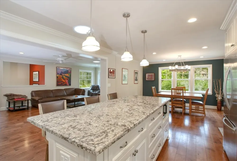 1835 Orville Avenue Cambria, CA 93428
