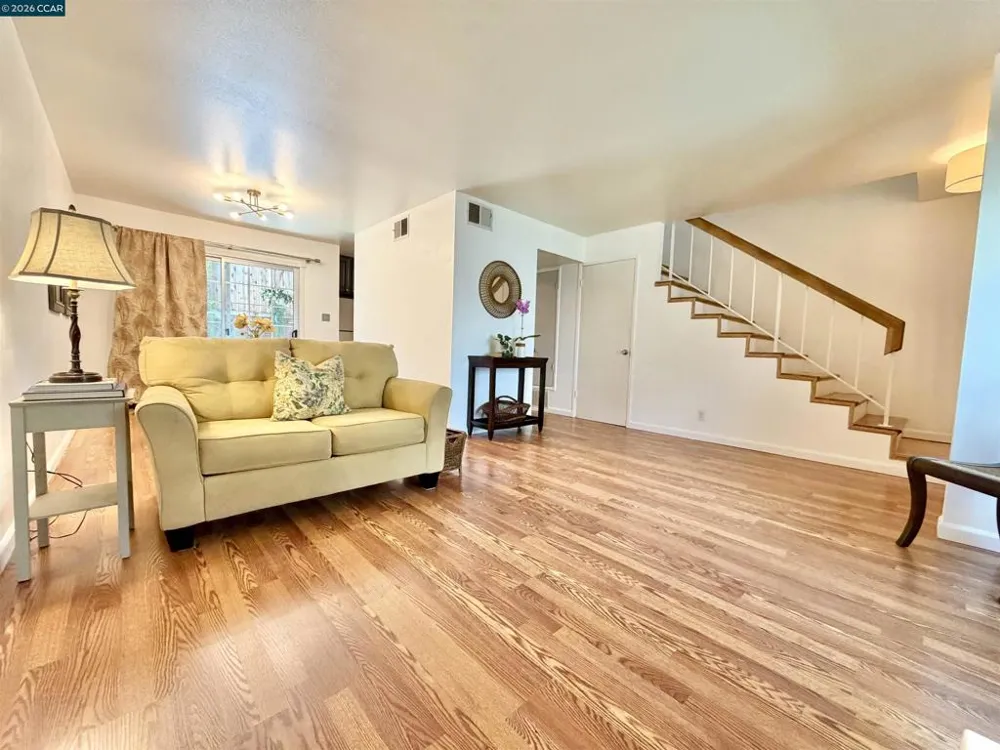 111 Ascot Ct #C Moraga, CA 94556