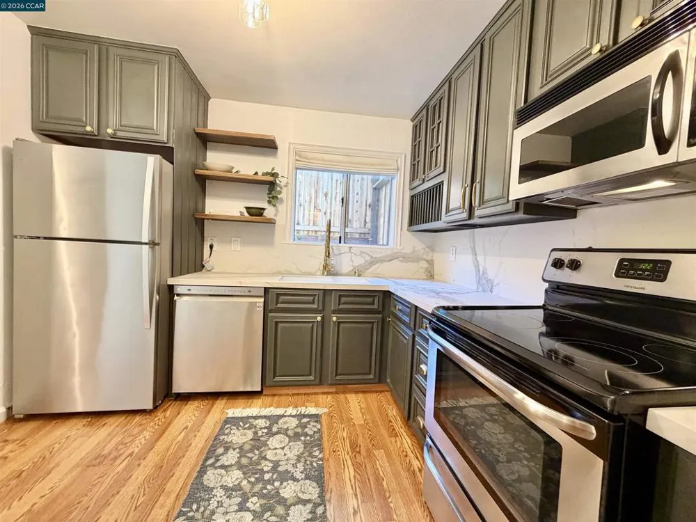 111 Ascot Ct #C Moraga, CA 94556