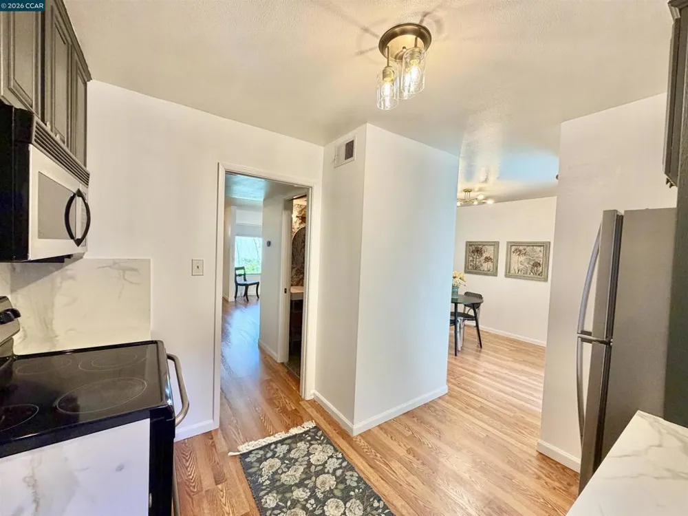 111 Ascot Ct #C Moraga, CA 94556