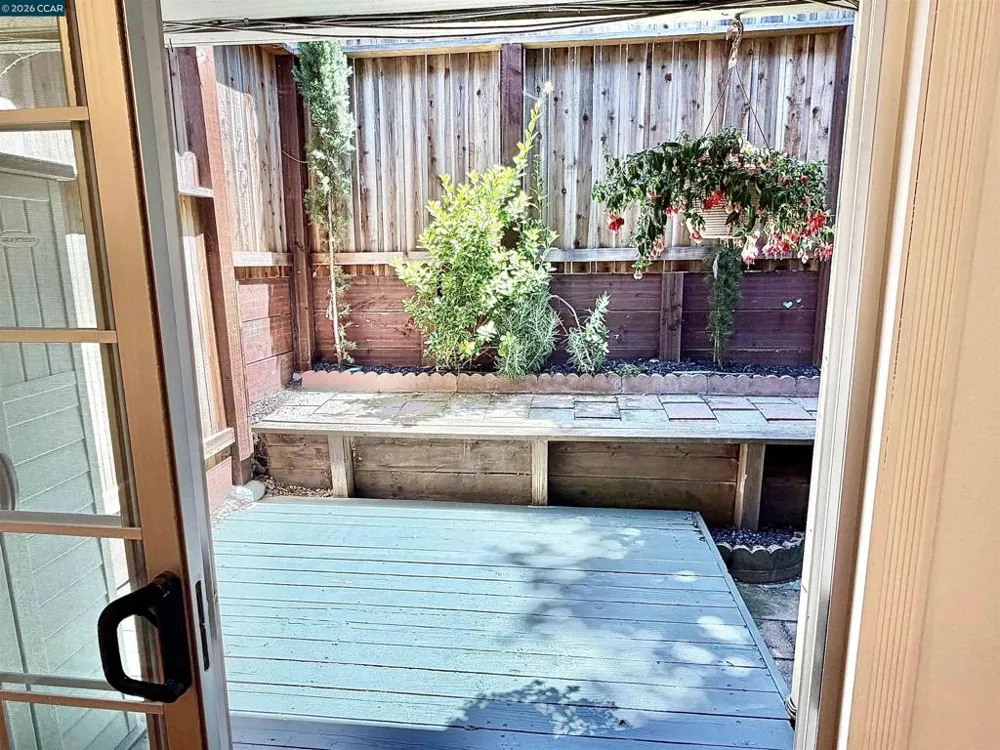 111 Ascot Ct #C Moraga, CA 94556