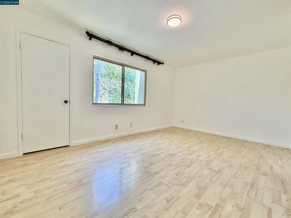 111 Ascot Ct #C Moraga, CA 94556