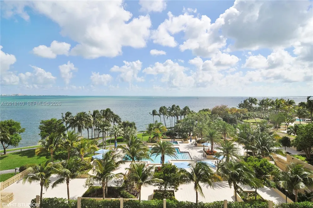 3 Grove Isle Dr #C410 Miami, FL 33133