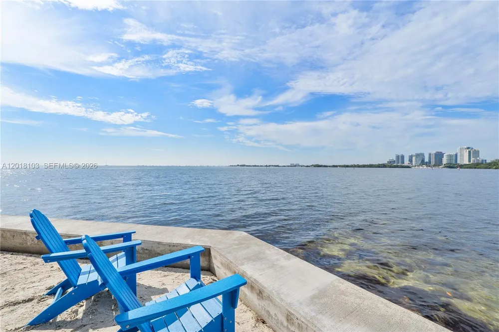 3 Grove Isle Dr #C410 Miami, FL 33133