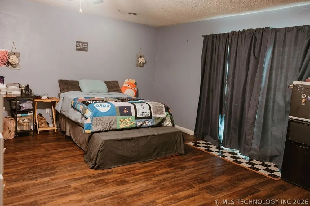 1901 Mason Durant, OK 74701