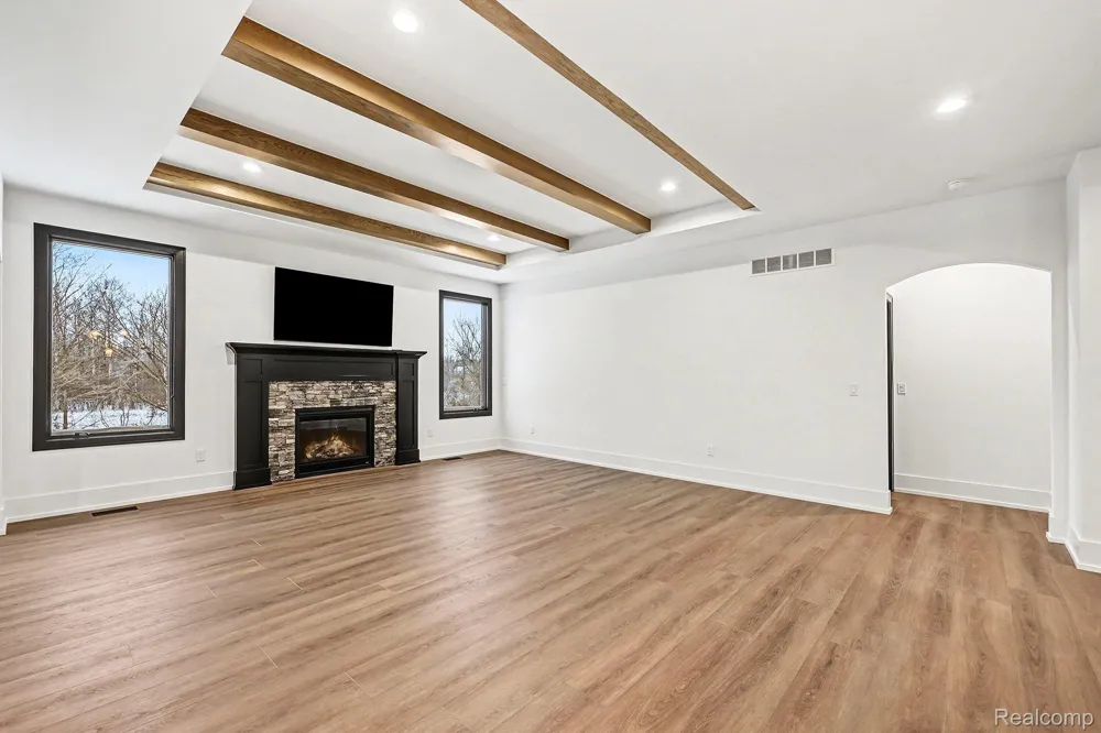 13268 Cousins Court Washington Township, MI 48094