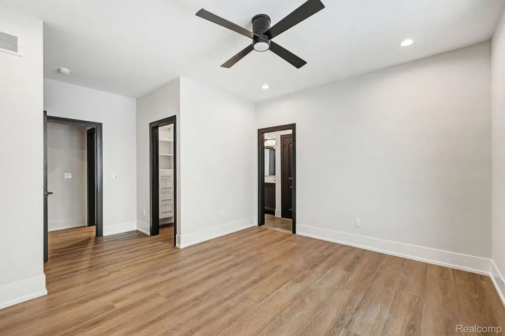 13268 Cousins Court Washington Township, MI 48094