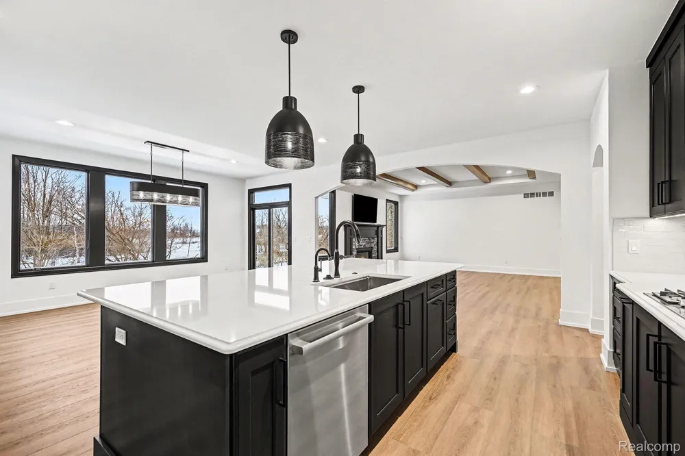 13268 Cousins Court Washington Township, MI 48094