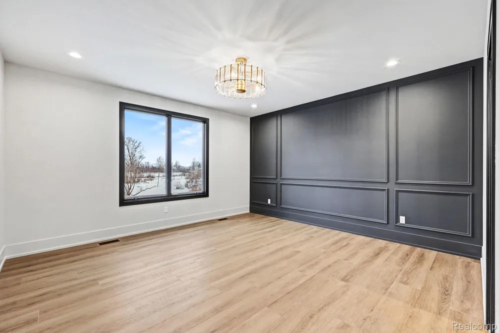 13268 Cousins Court Washington Township, MI 48094