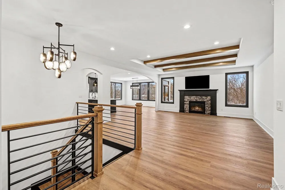 13268 Cousins Court Washington Township, MI 48094