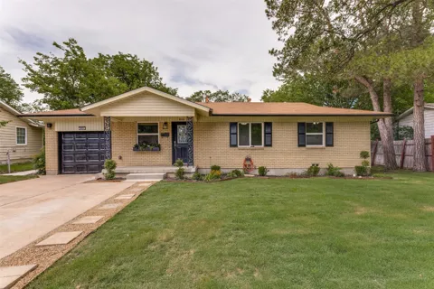 5113 Nadine Drive