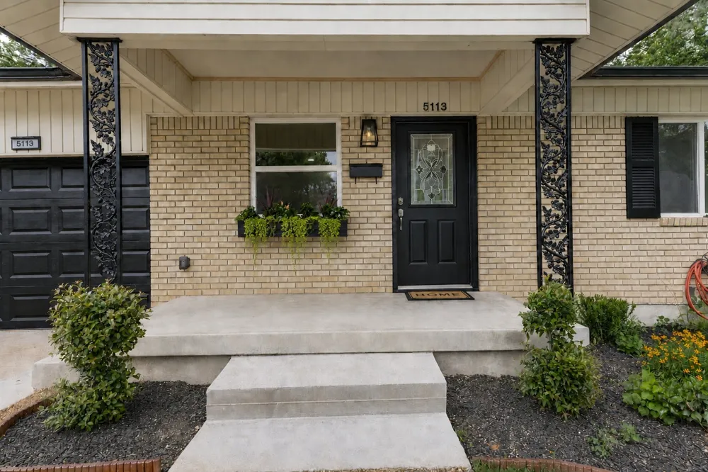 5113 Nadine Drive Haltom City, TX 76117