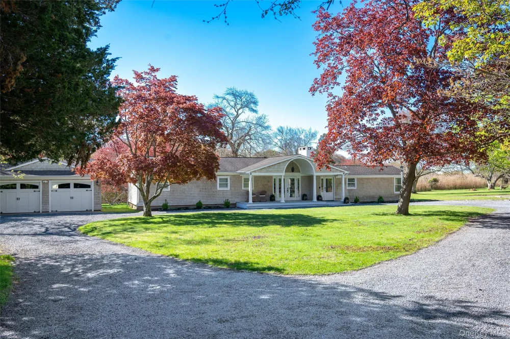 111 S Country Road Remsenburg, NY 11960